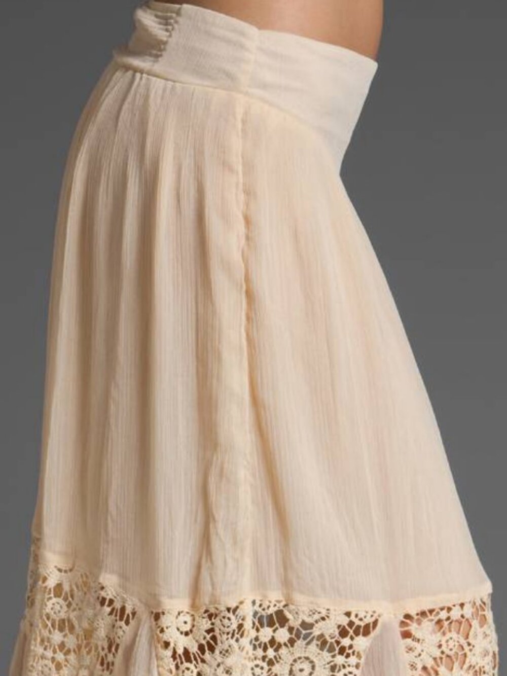 Free People Lace Therapy Midi Skirt Antique Ivory Crochet Lace Tiers NWT - Picture 5 of 9